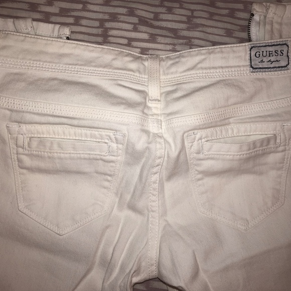 GUESS White Denim Ankle Zip Jeans Size 25 - Picture 4 of 6